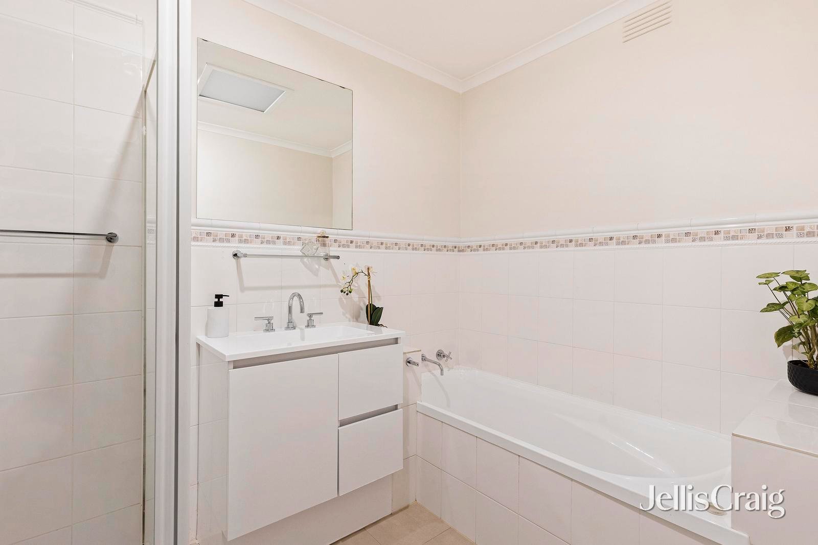 22 Long View Road, Croydon South image 12