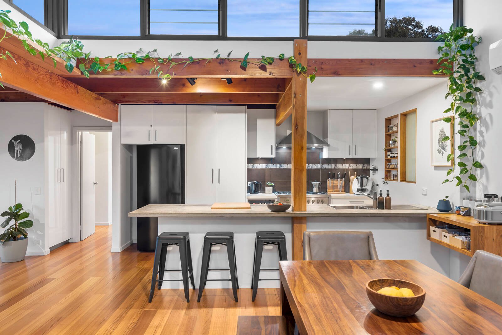 Property Gallery - Main Image