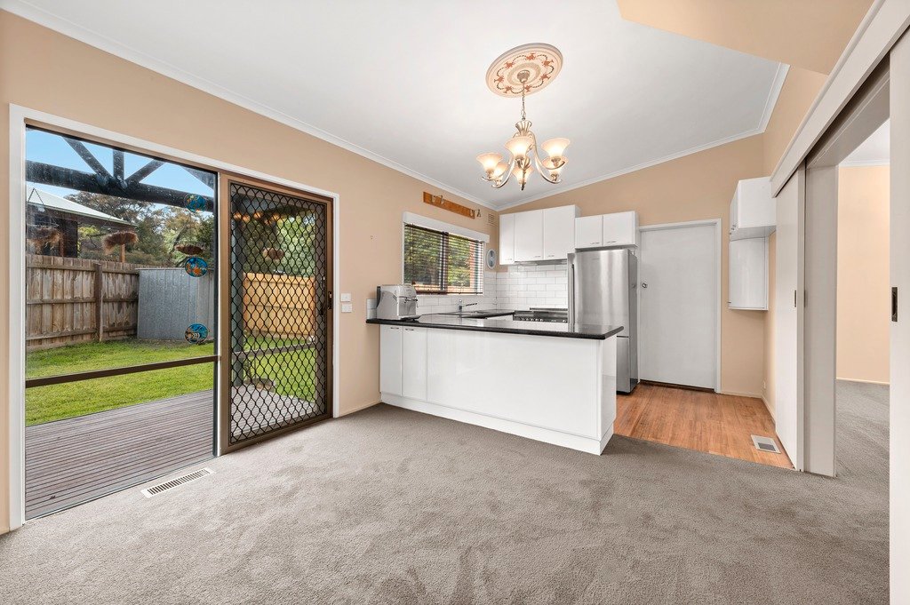22 Lynwood Avenue, Ringwood&nbsp;East image 3