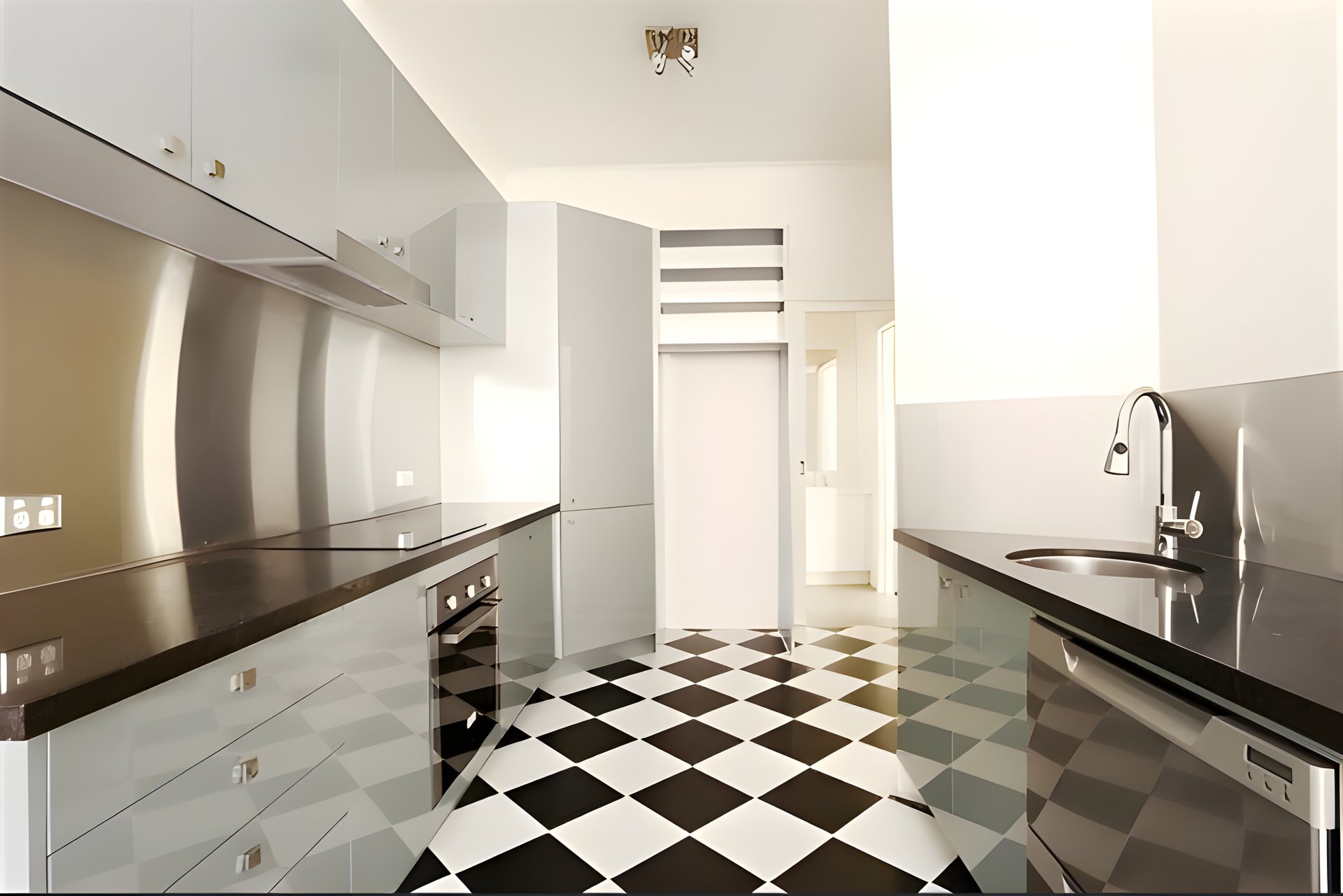 22 Mansion House Lane, West Melbourne image 2