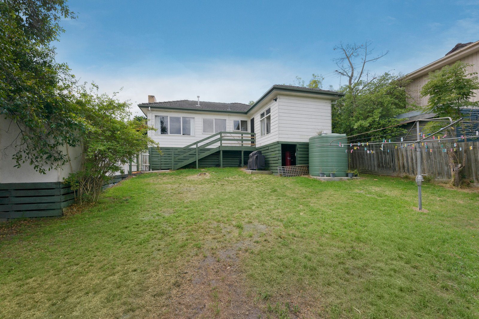 22 Marianne Way, Mount Waverley image 6