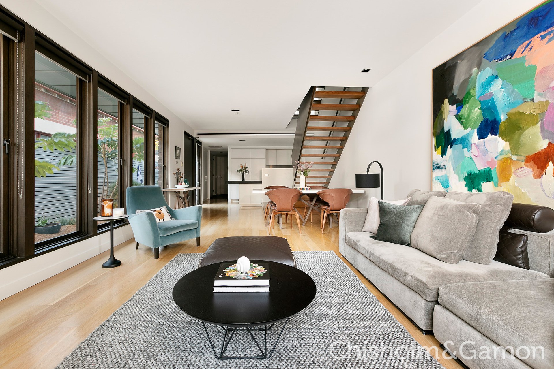 2/2 Marine Avenue, St Kilda image 2