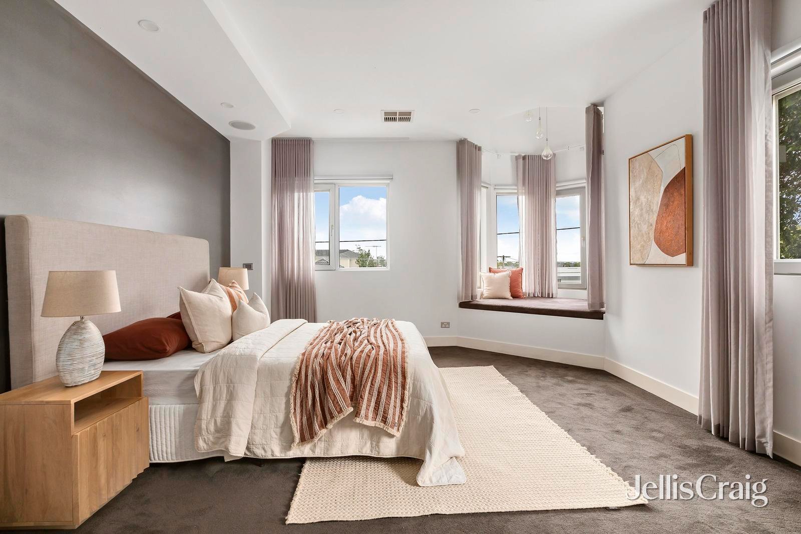 22 Mary Street, Essendon image 8