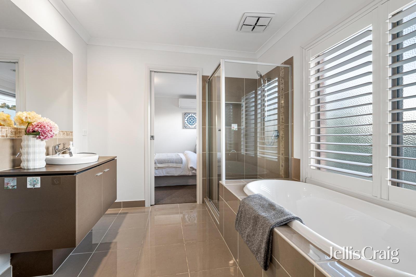 22 Mavista Avenue, Glen Waverley image 14