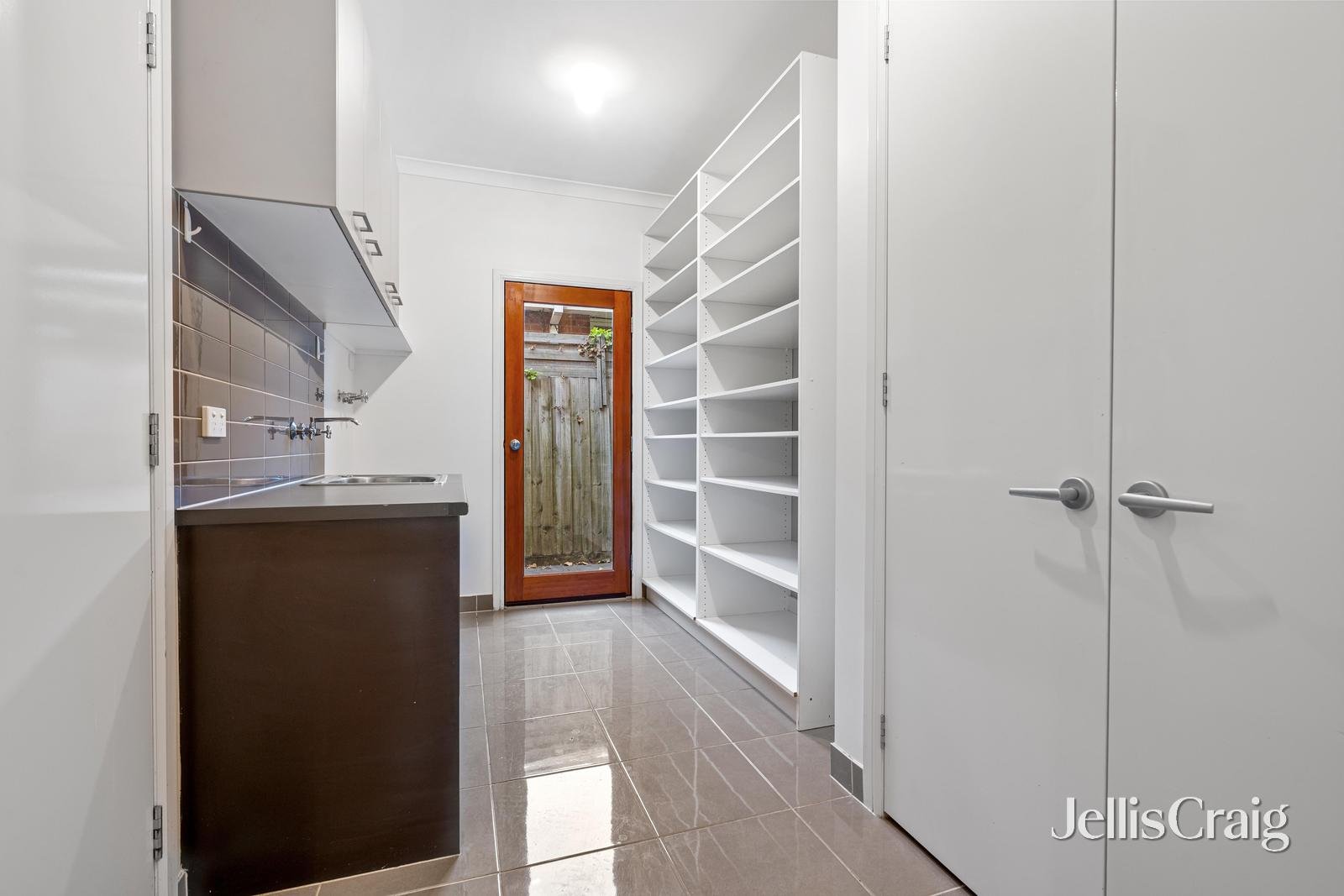 22 Mavista Avenue, Glen Waverley image 17