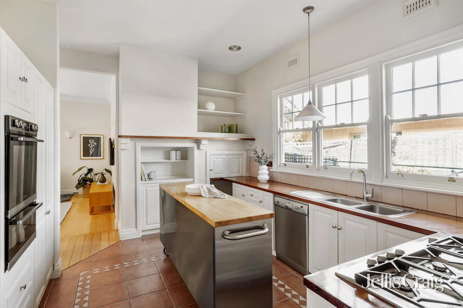 22 Mclauchlin Avenue, Sandringham image 5