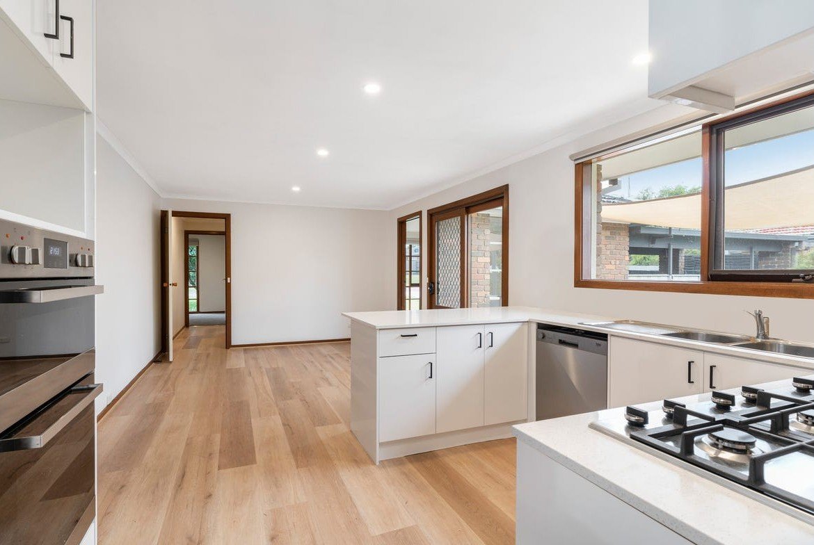 22 Melaleuca Road, Mount Martha image 2