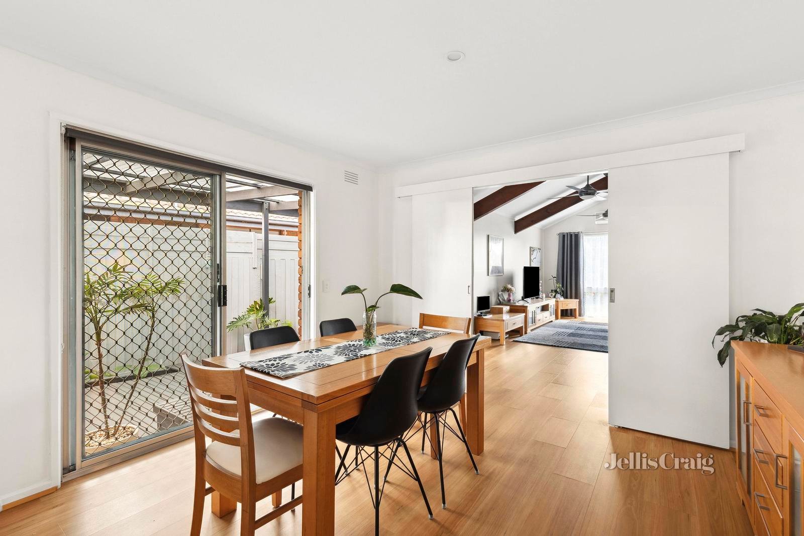 22 Melva Crescent, Whittington image 12