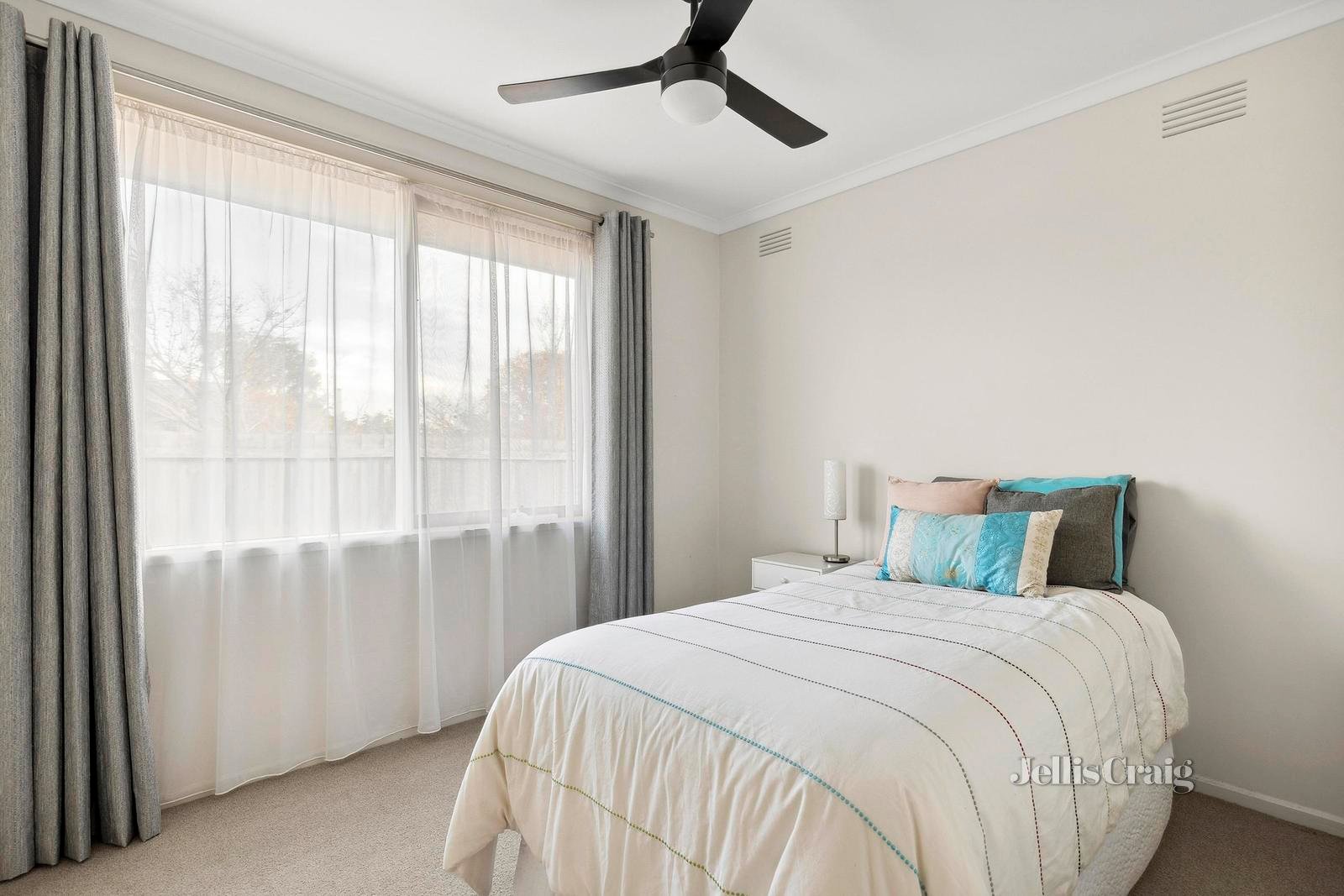 22 Melva Crescent, Whittington image 16