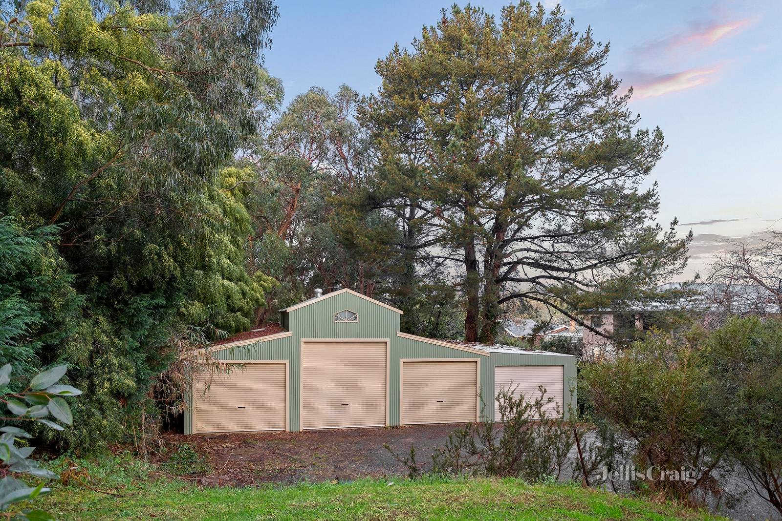 22 Milne Road, Park Orchards image 17