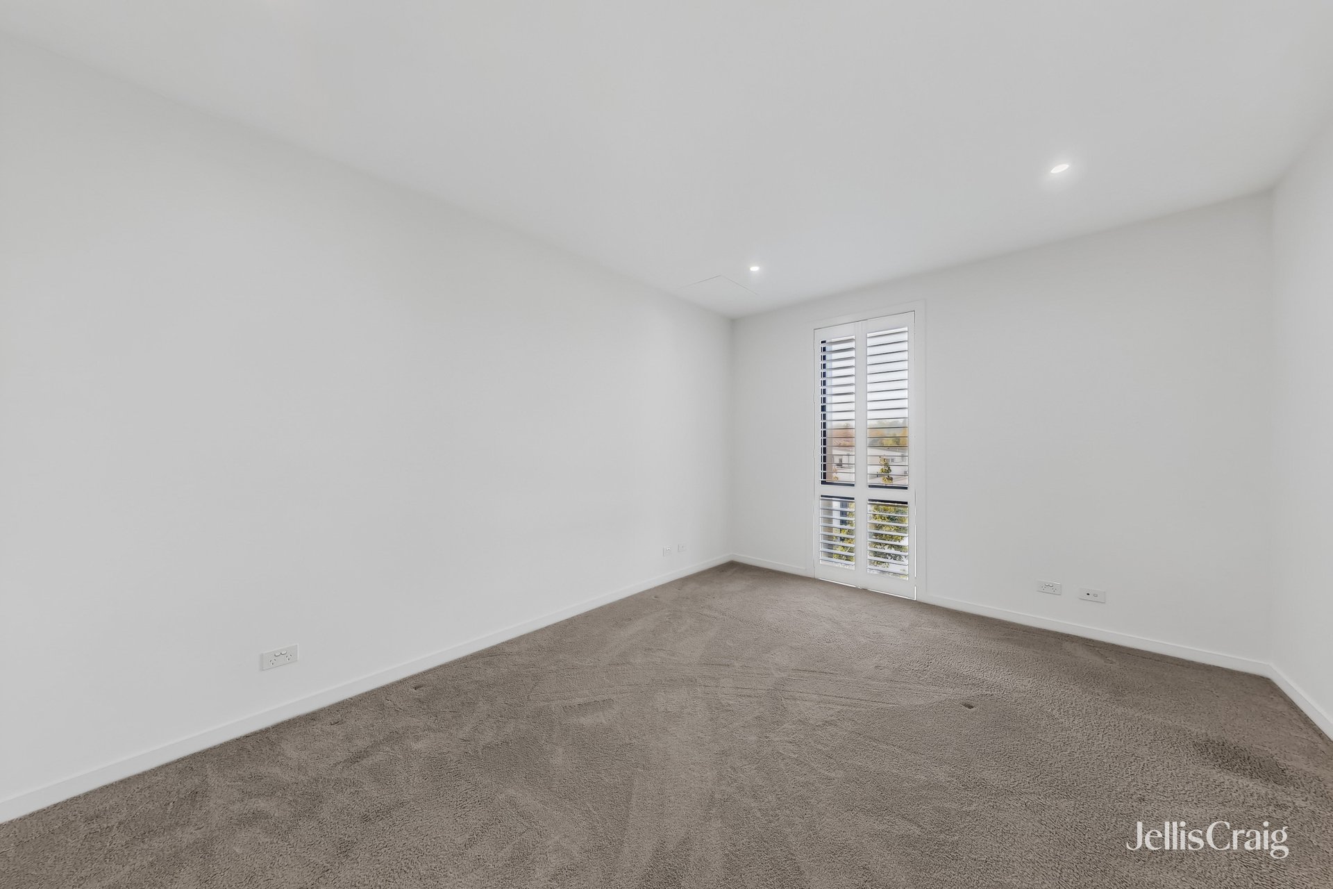 22 Monde Street, Camberwell image 10