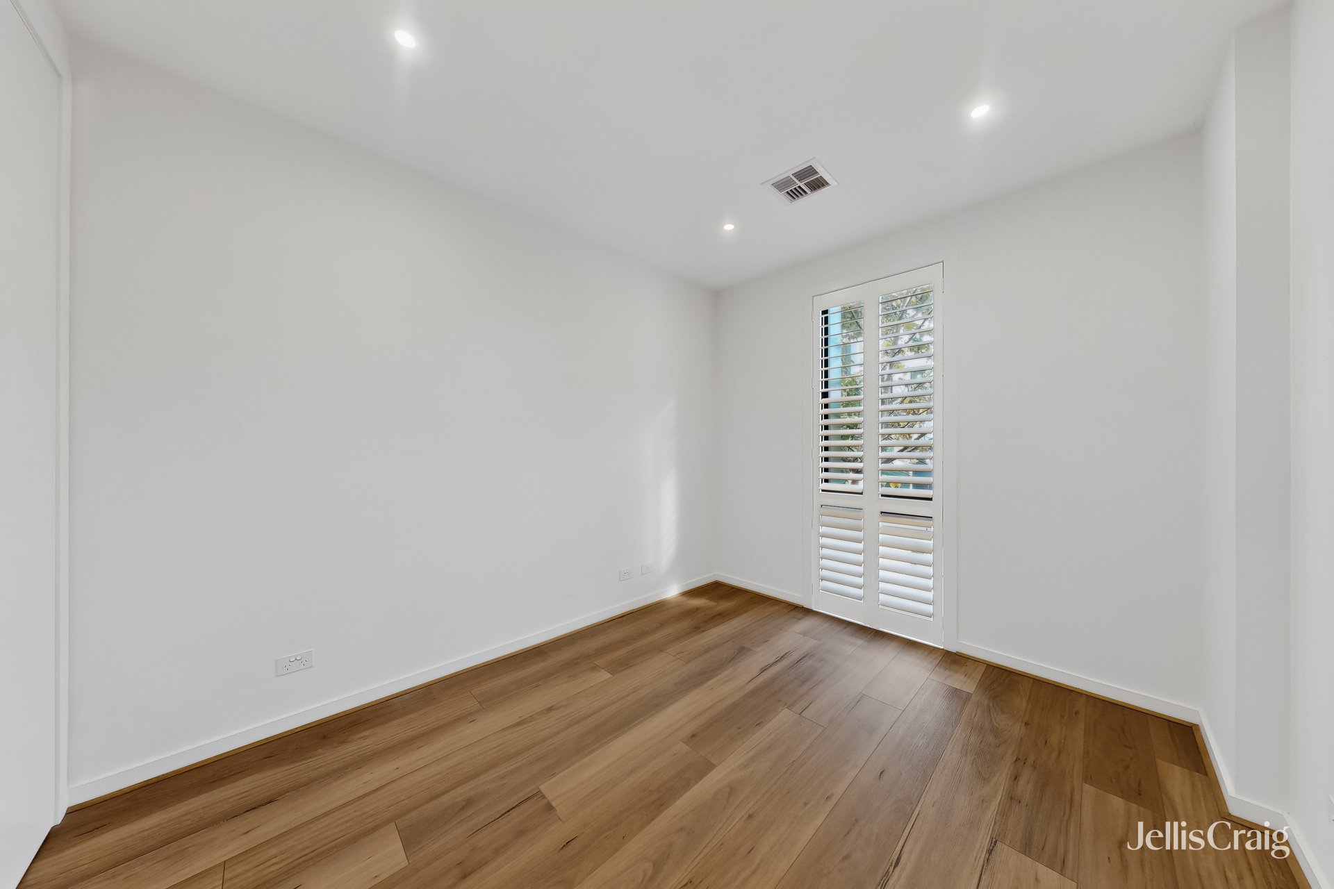 22 Monde Street, Camberwell image 13