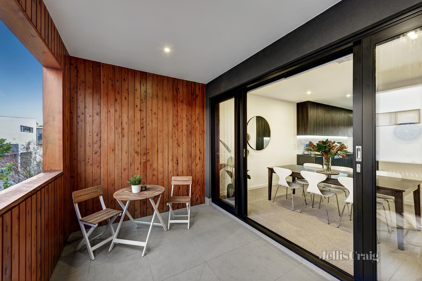 22 Monde Street, Camberwell image 5