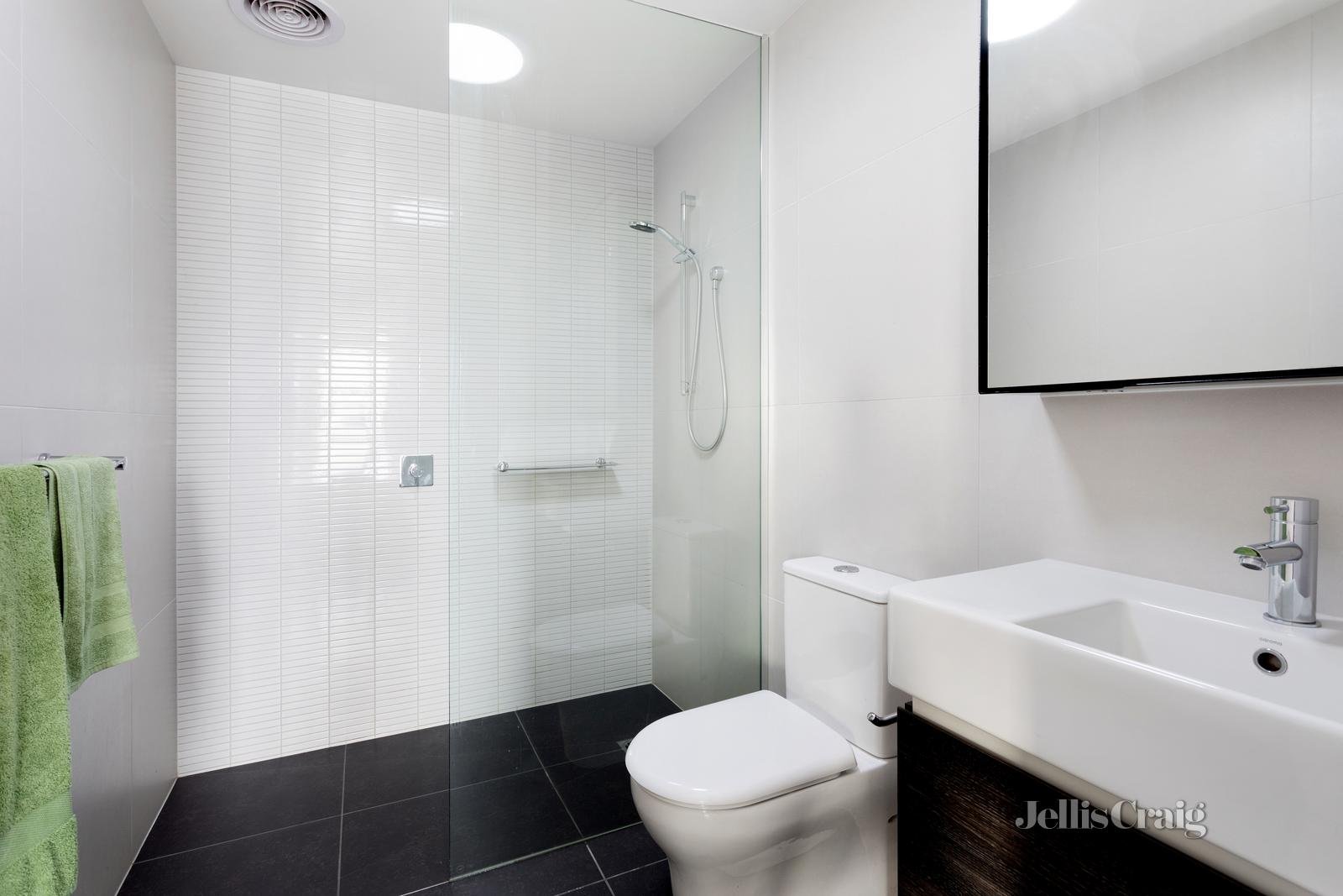 22 Monde Street, Camberwell image 8