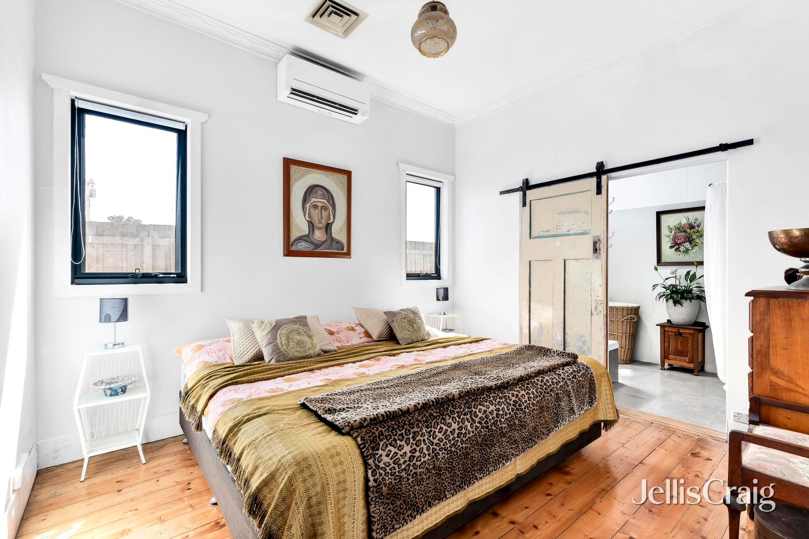 22 Mont Albert Road, Geelong image 6