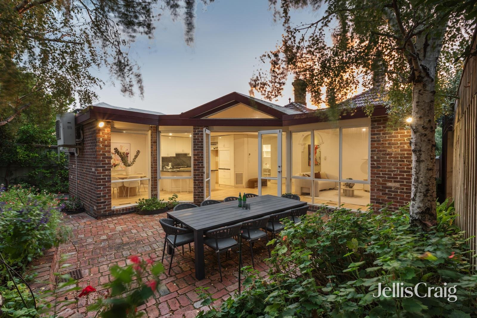 22 Moore Street, South&nbsp;Yarra image 11