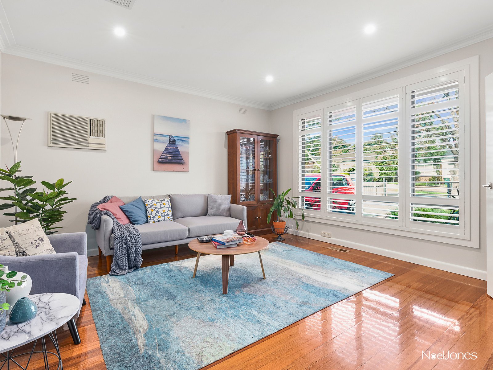 22 Morrie Crescent, Blackburn North image 2