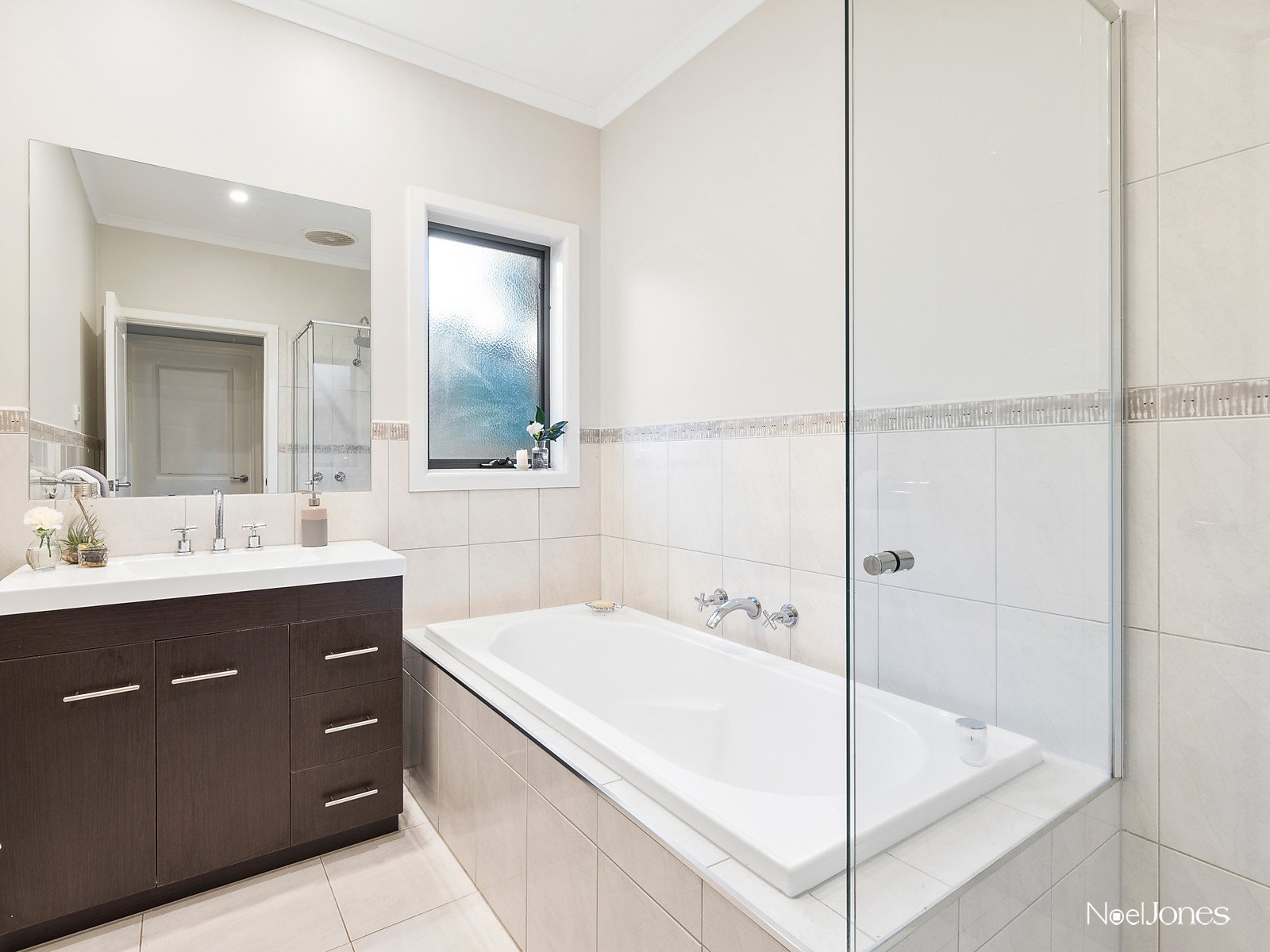 22 Morrie Crescent, Blackburn North image 7