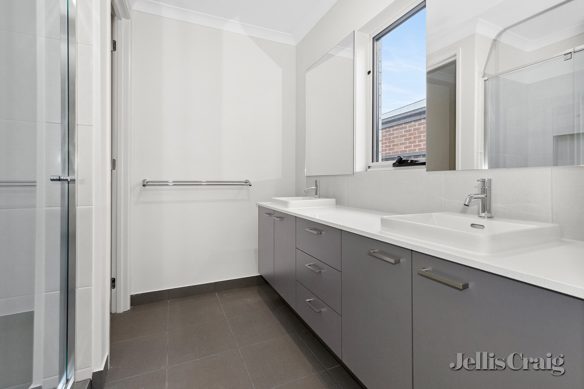 22 Mountain Ash Circuit, Winter&nbsp;Valley image 4