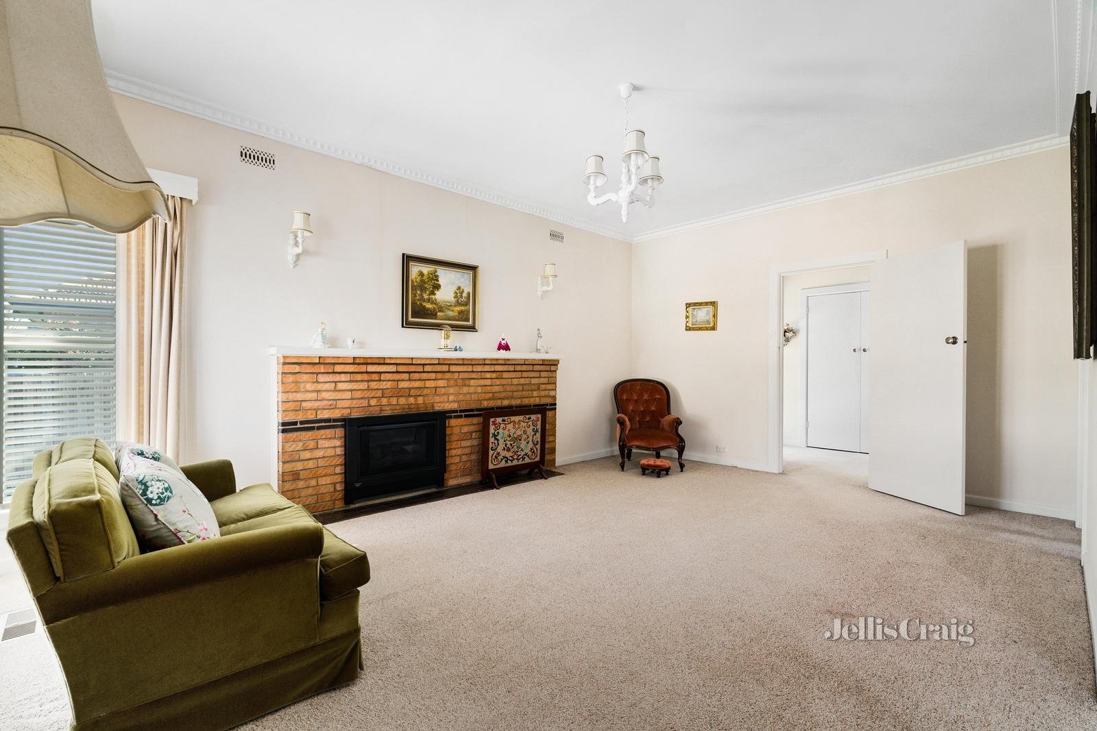 22 Moylan Street, Bentleigh East image 8