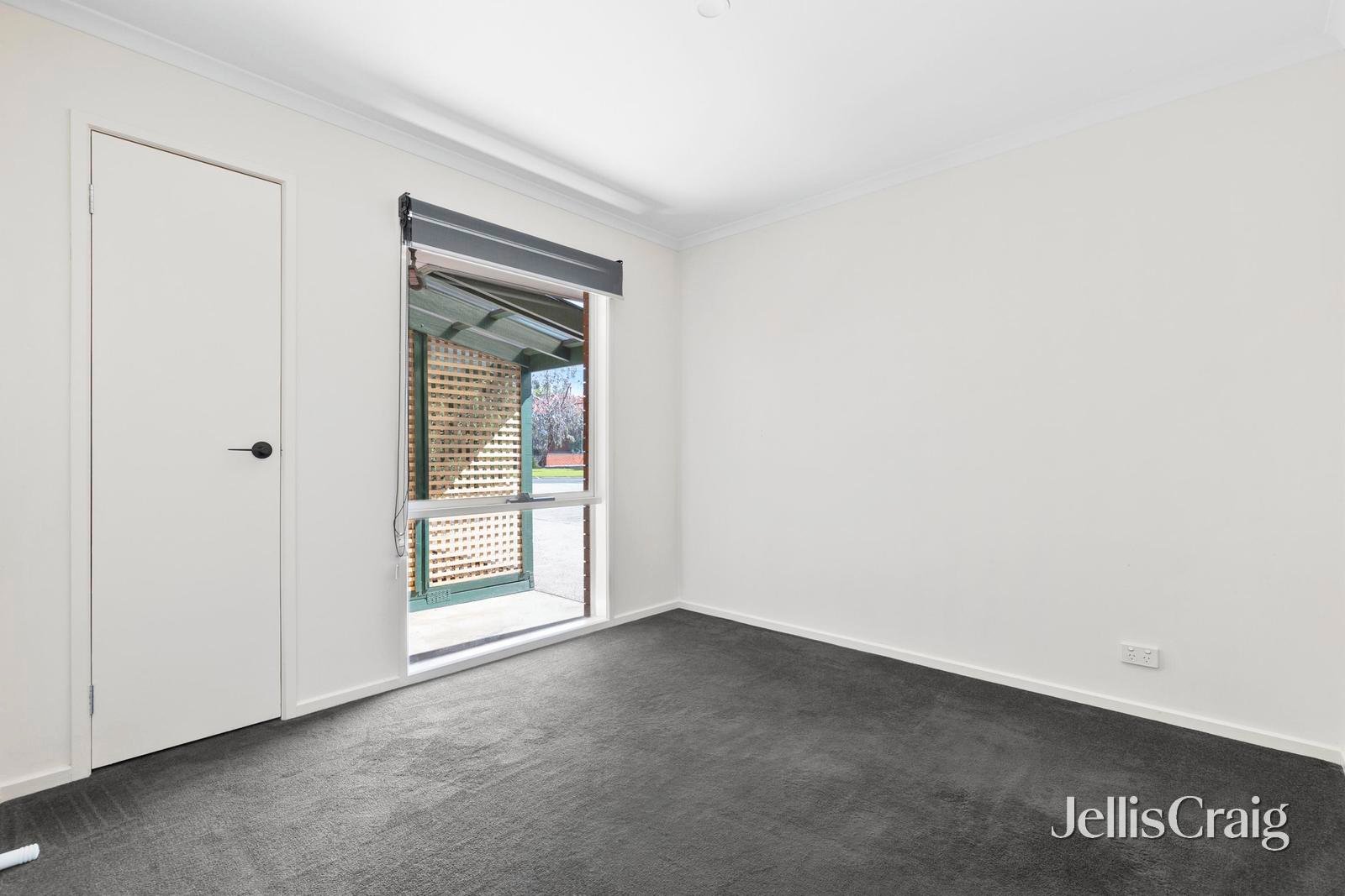 2/2 Nanworen Crescent, Bell&nbsp;Park image 9