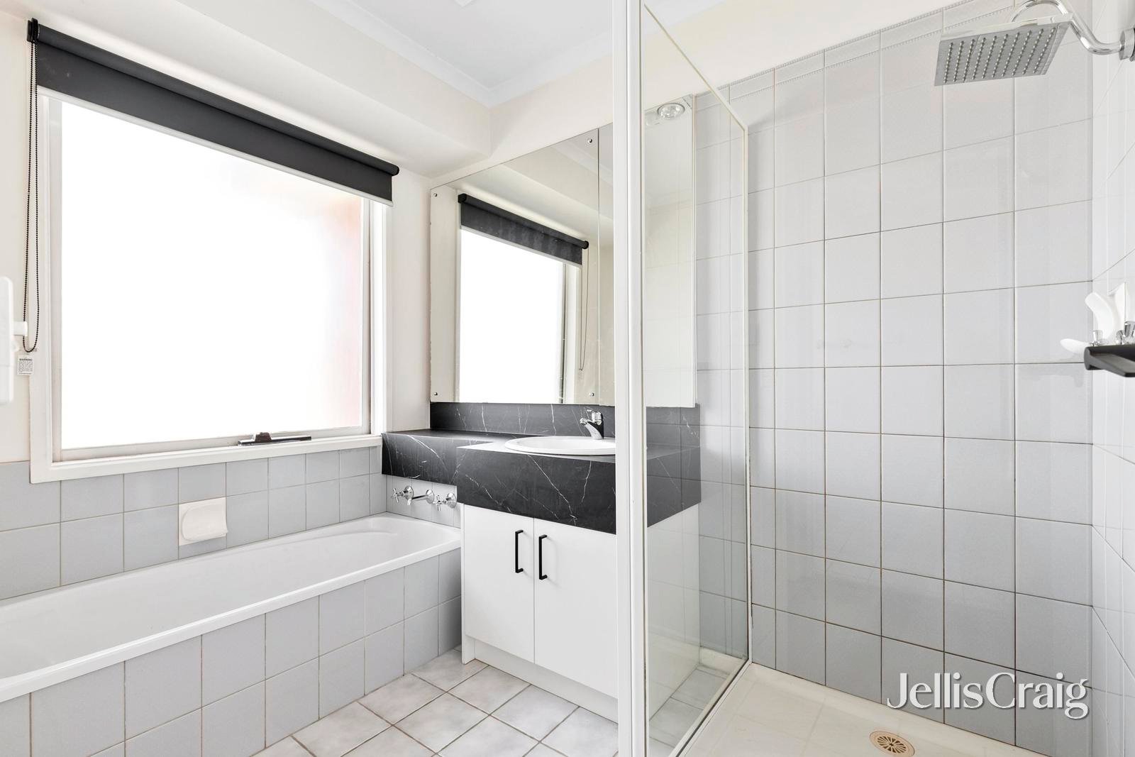 2/2 Nanworen Crescent, Bell&nbsp;Park image 10