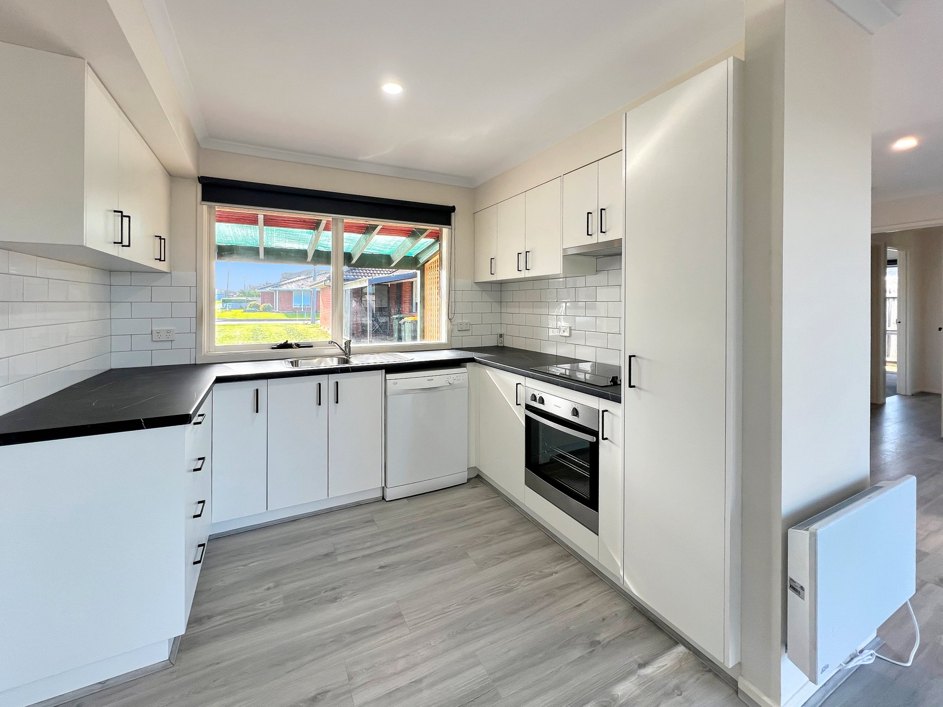 2/2 Nanworen Crescent, Bell&nbsp;Park image 6