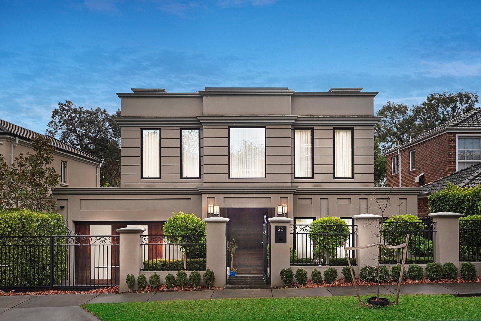 22 Naroo Street