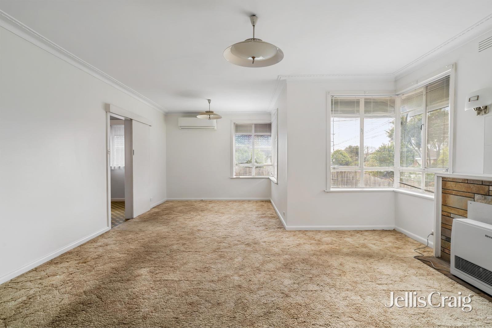 22 Narooma Street, Moorabbin image 3