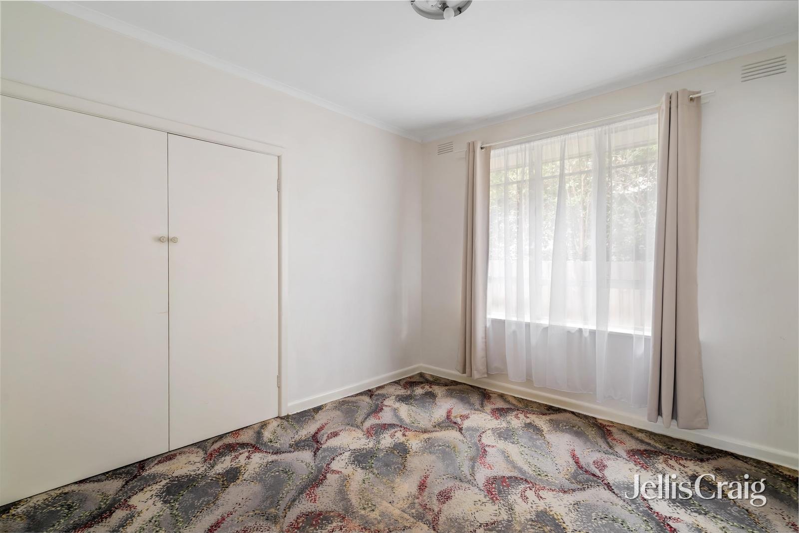 22 Narooma Street, Moorabbin image 8