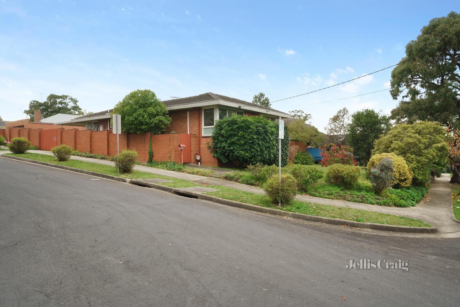 22 Nell Street, Greensborough image 1