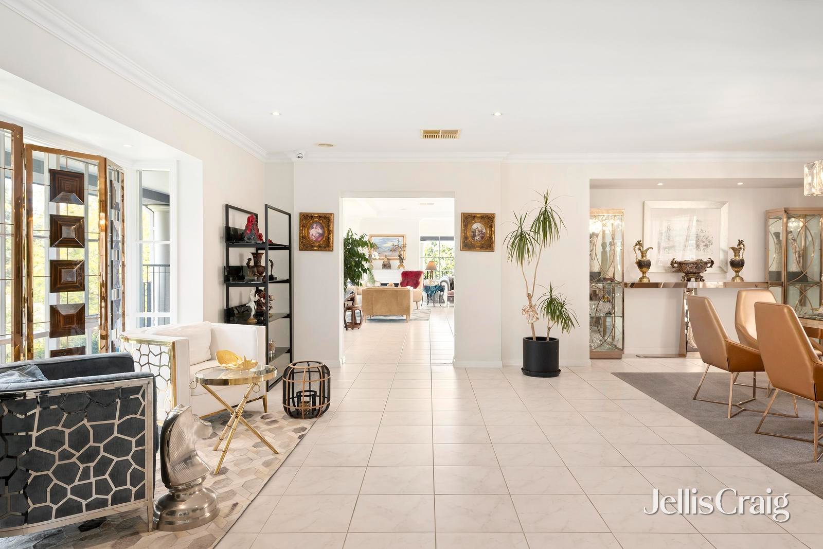 22 Oakland Drive, Warrandyte image 5