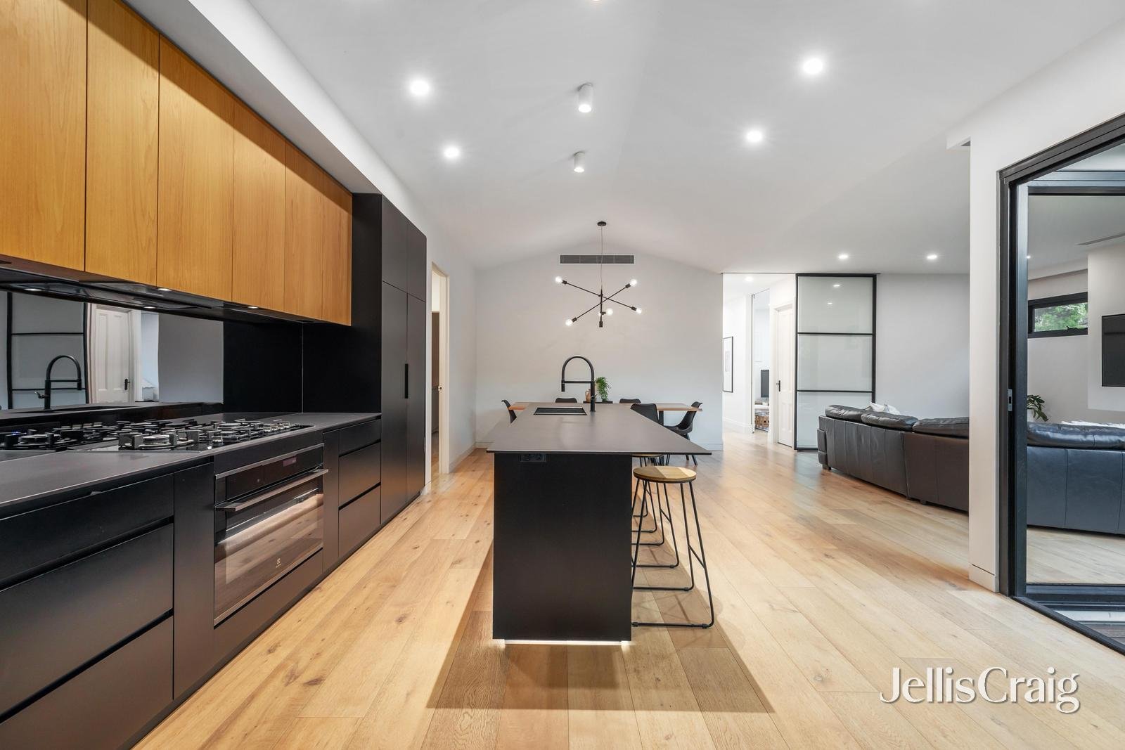 22 Old Lilydale Road, Ringwood&nbsp;East image 6