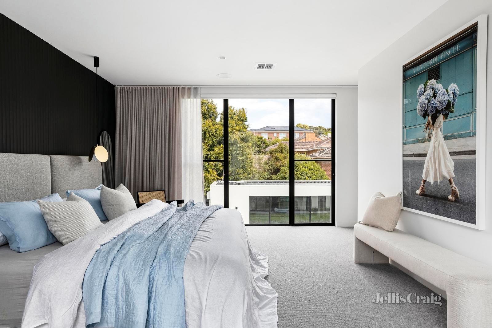 22 Oxford Street, Camberwell image 12