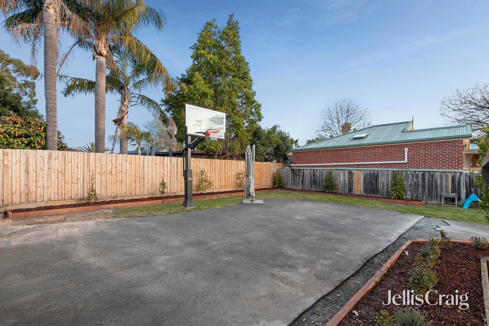 22 Park Road, Ringwood North image 12