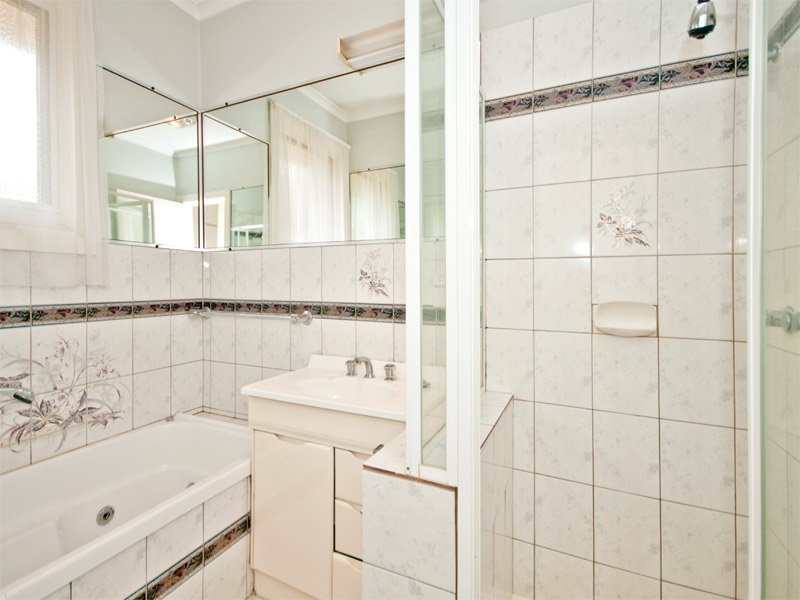 22 Parkmore Road, Forest Hill image 5