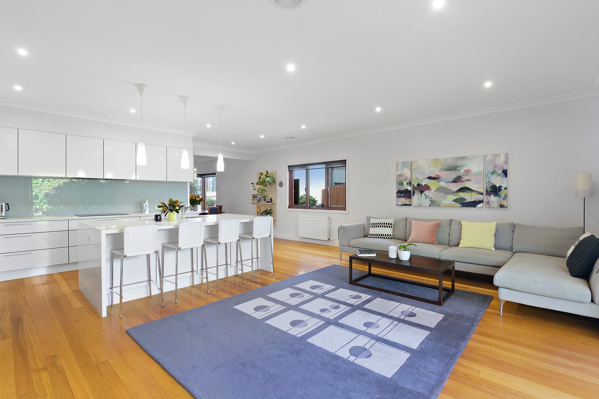 Property Gallery Thumbnail 3
