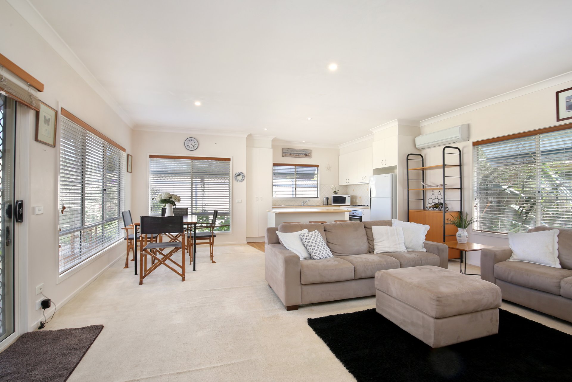 Property Gallery Thumbnail 6