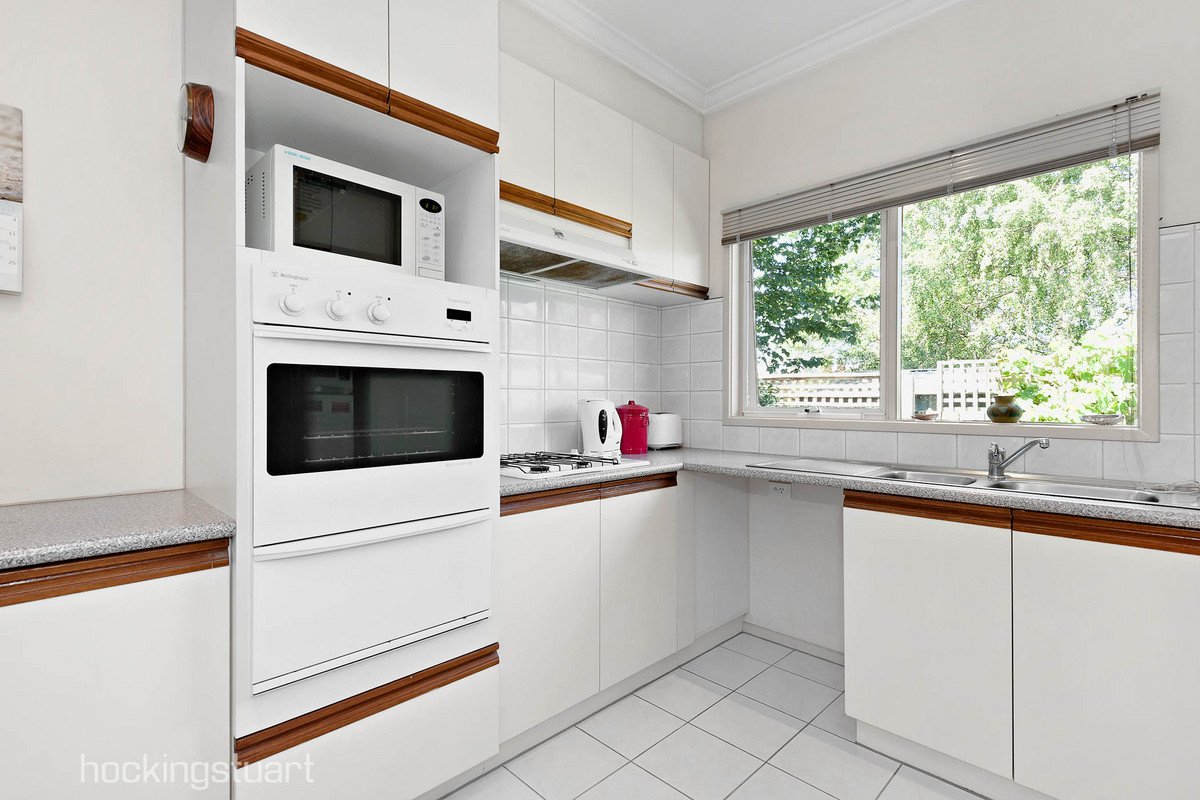2/2 Pendle Street, Box Hill image 5