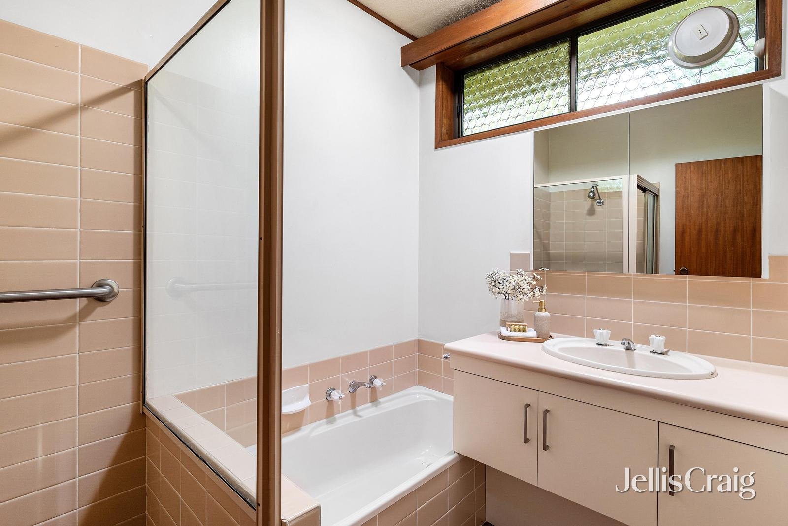 22 Phillips Crescent, Rosanna image 13