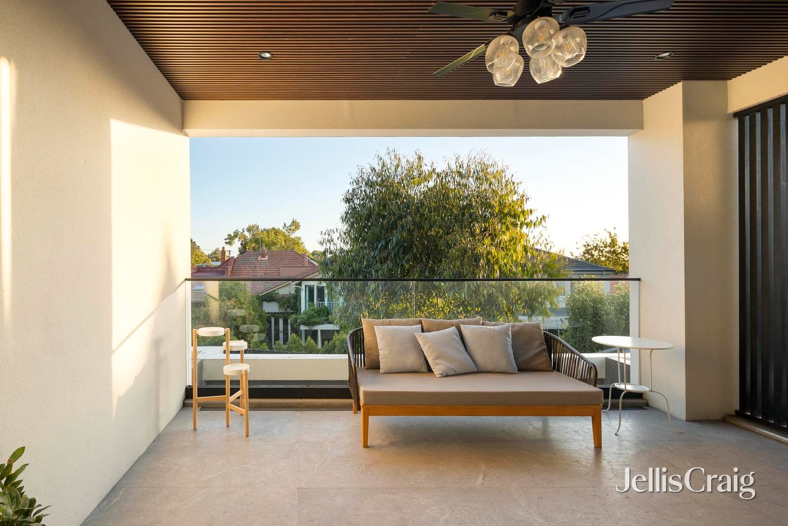 22 Pine Avenue, Camberwell image 18