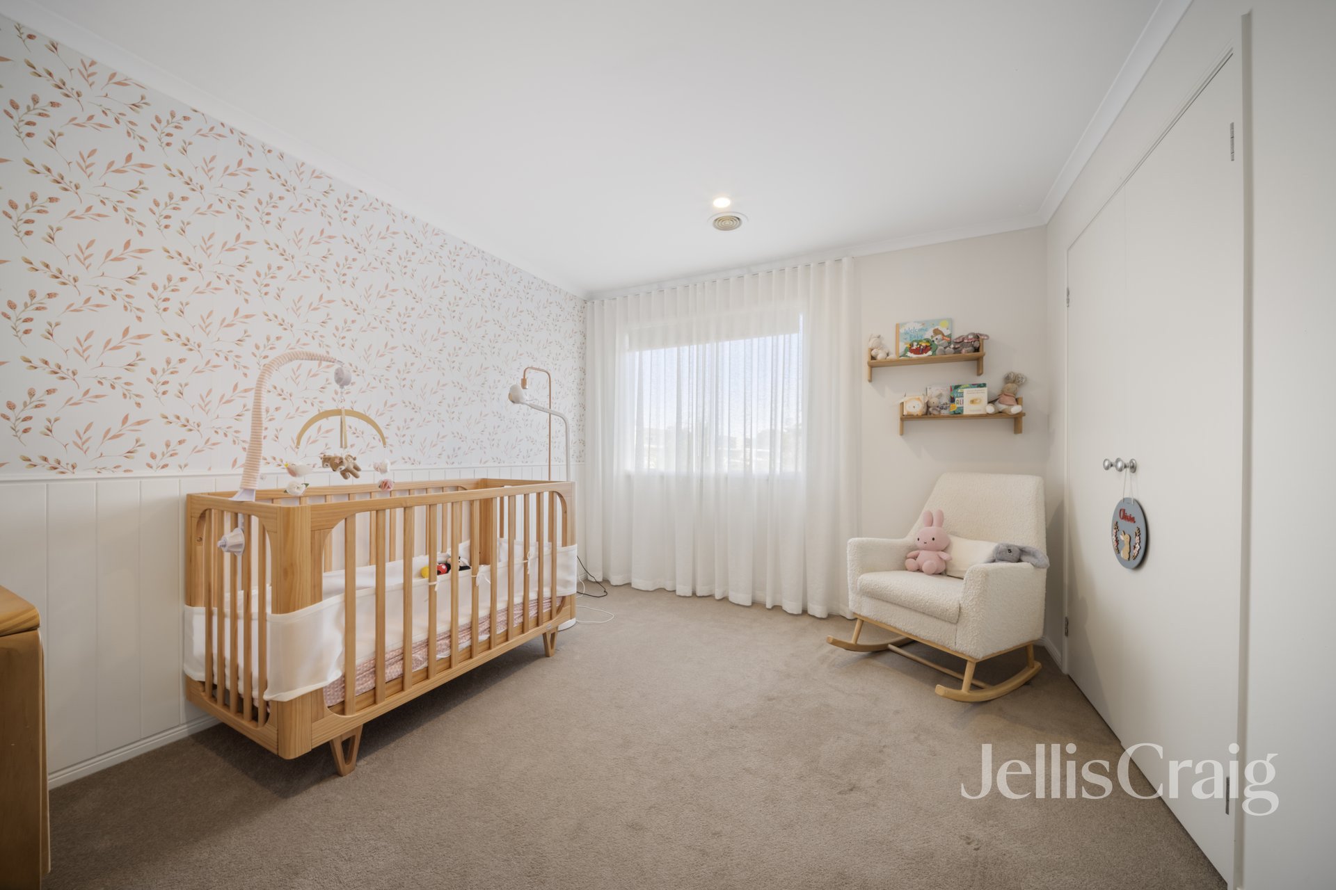 22 Pooley Bridge Road, Mordialloc image 9