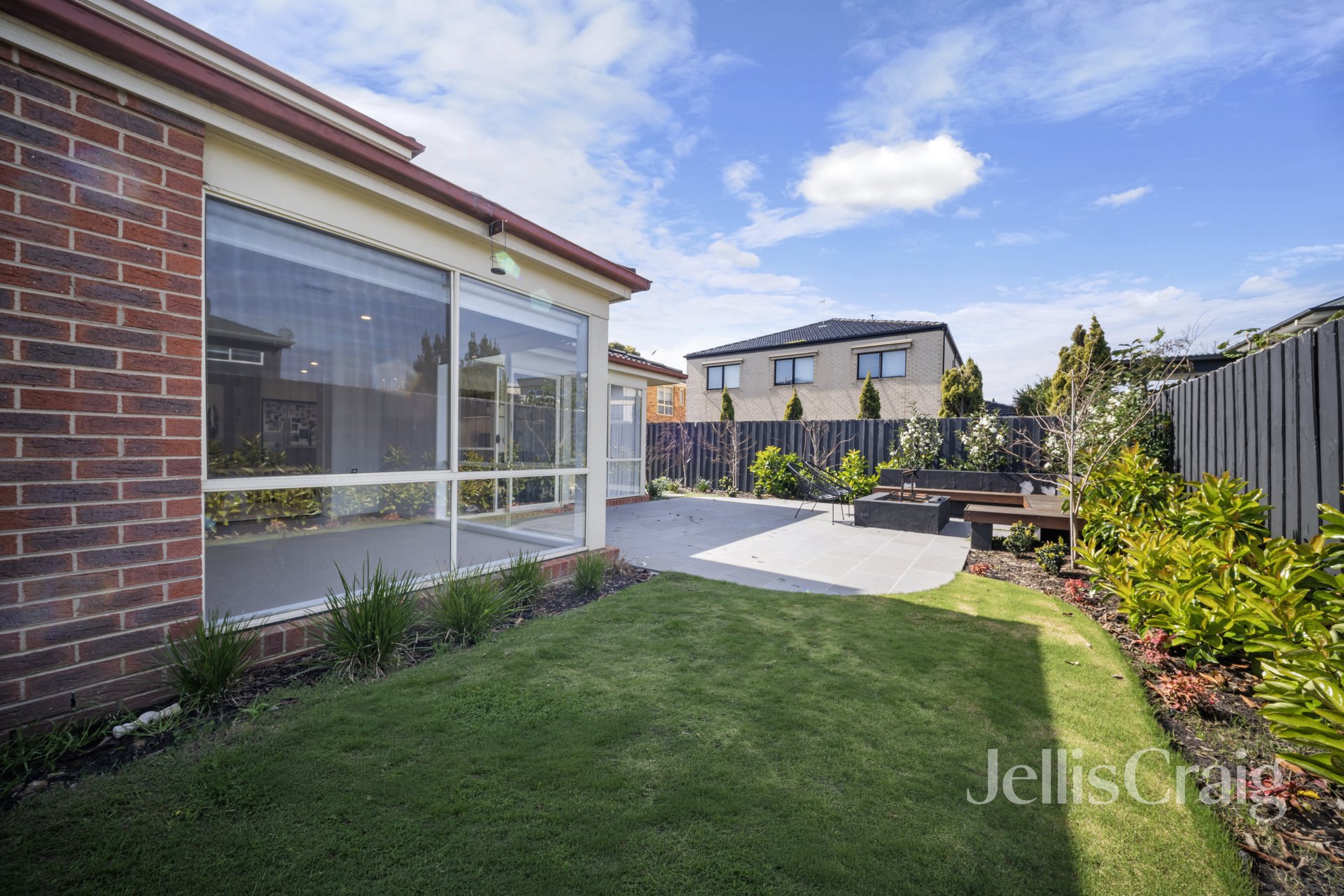 22 Pooley Bridge Road, Mordialloc image 12