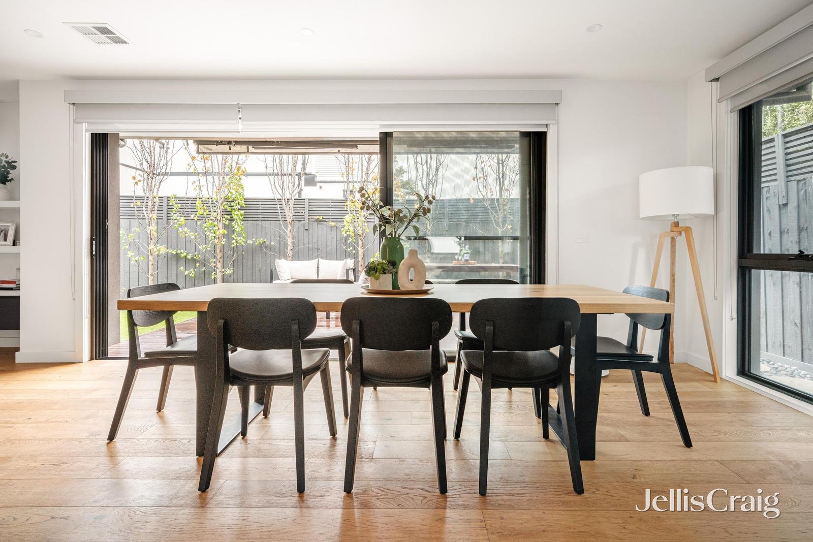 2/2 Randall Avenue, Edithvale image 7