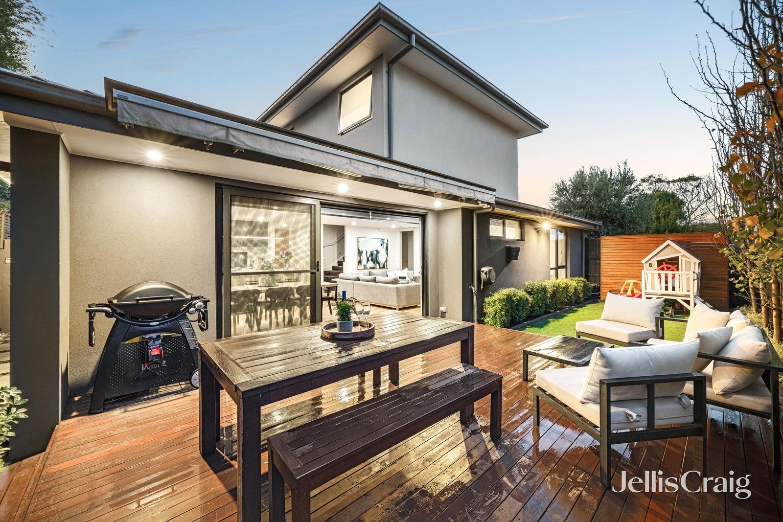 2/2 Randall Avenue, Edithvale image 13