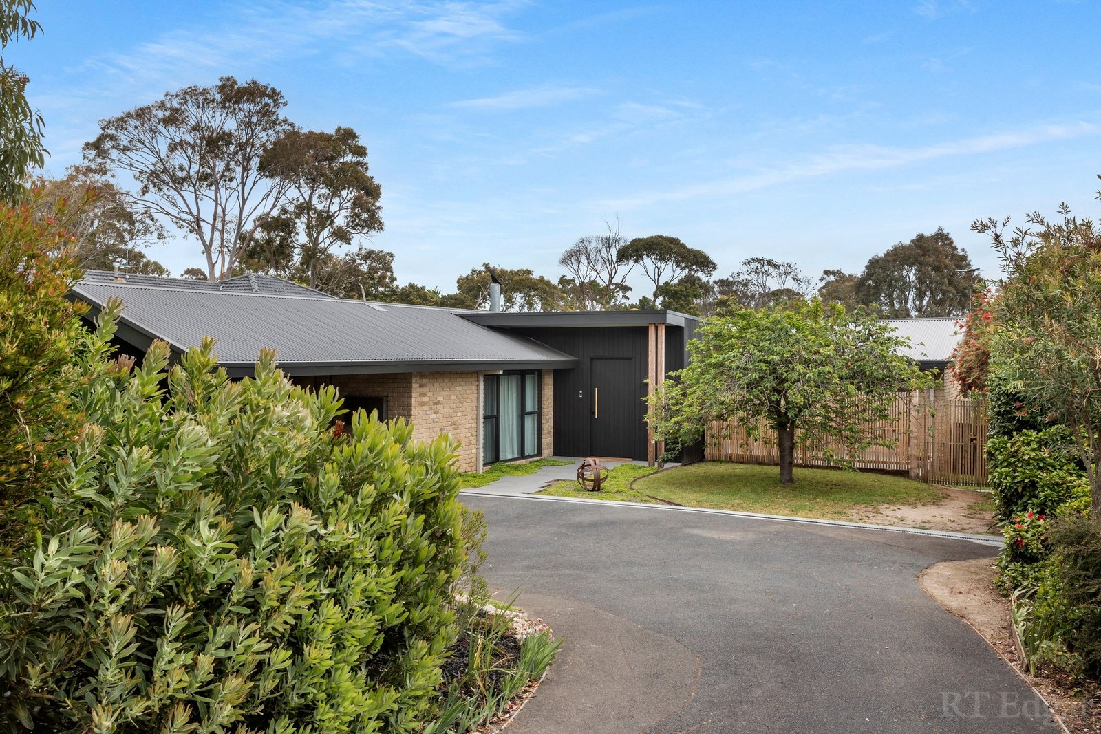 Property Gallery - Main Image