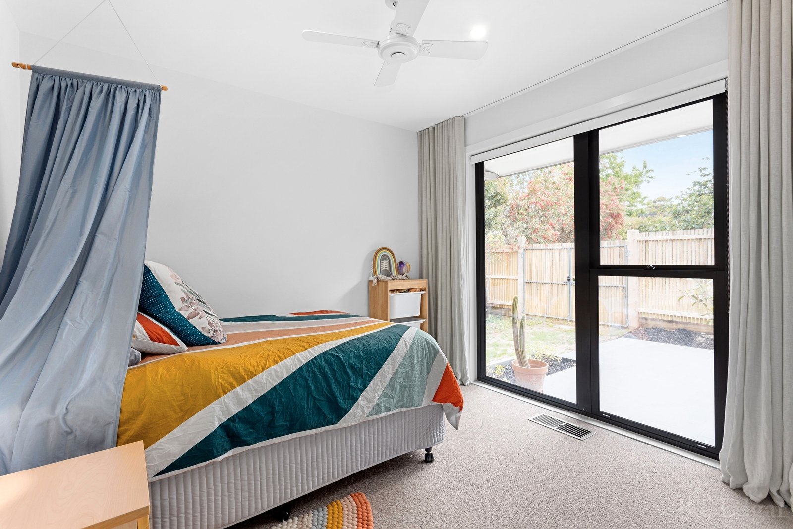 Property Gallery Thumbnail 7