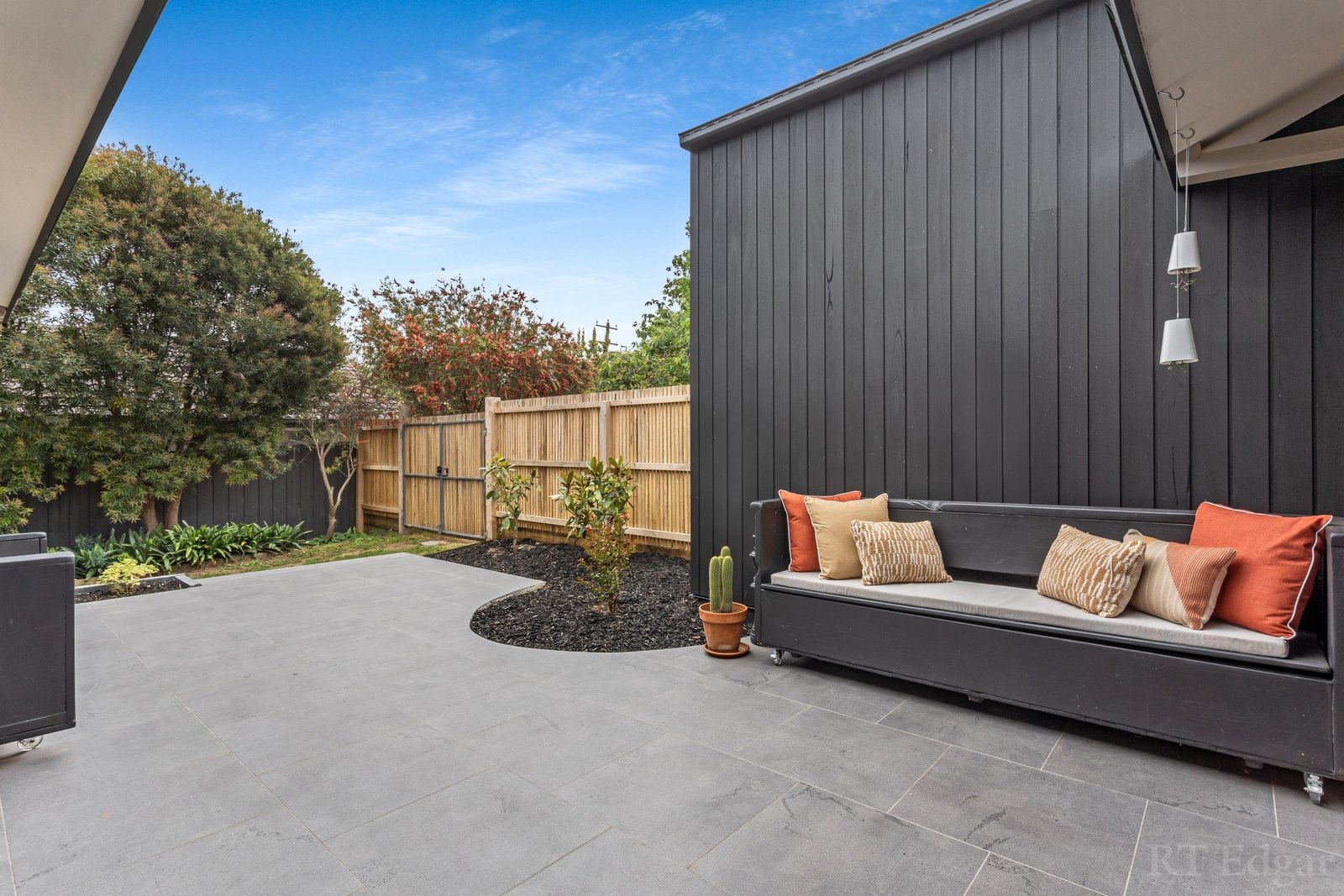 Property Gallery Thumbnail 10