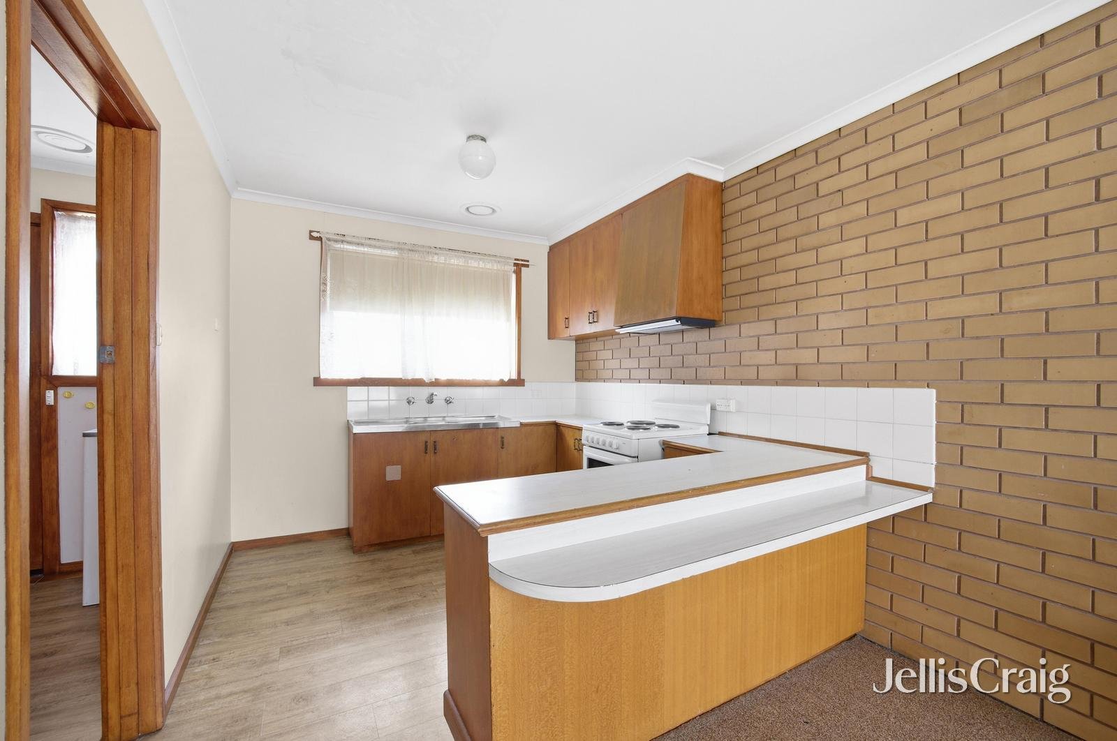 2/2 Rotherwood Street, Wendouree image 4