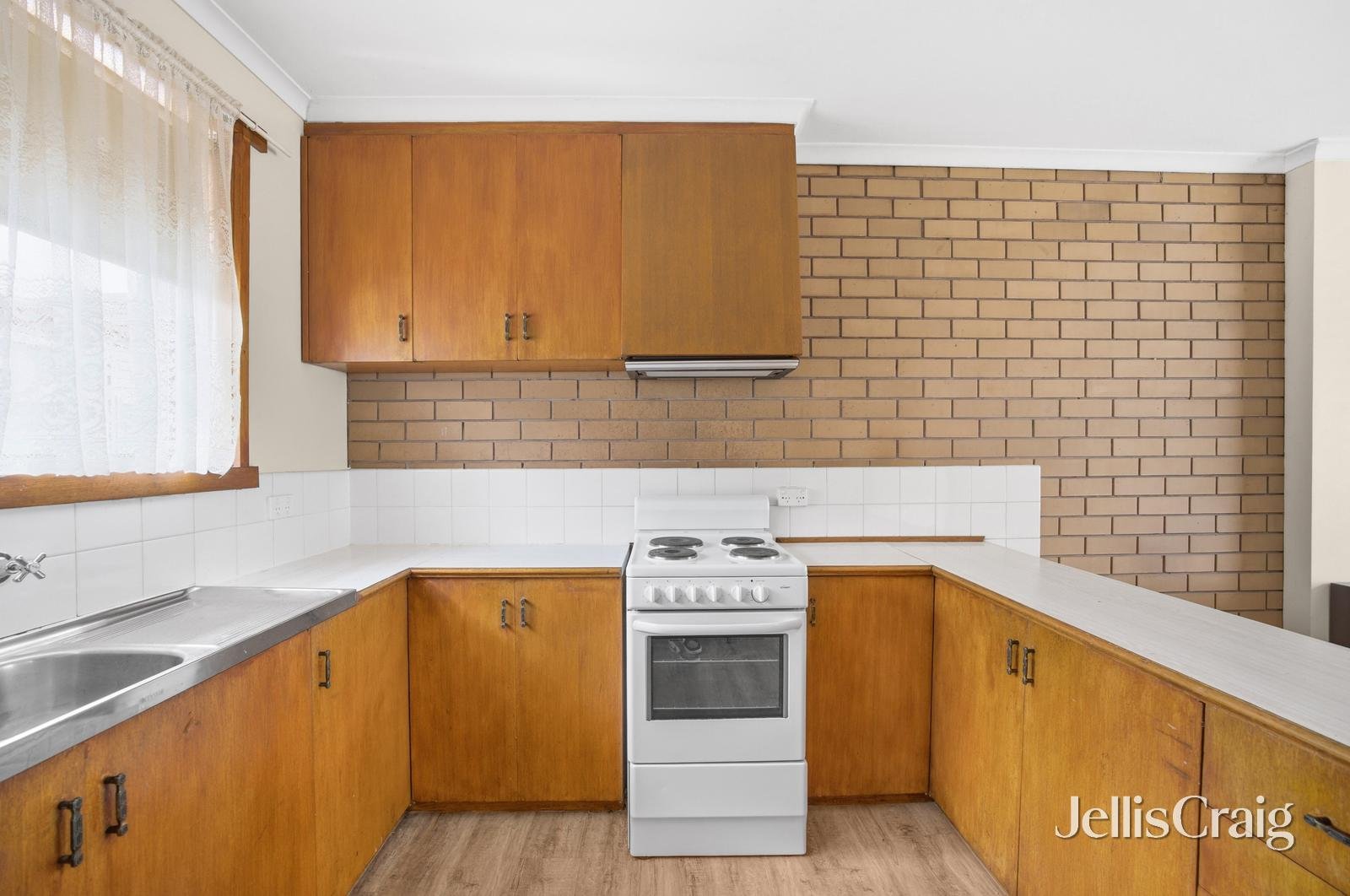 2/2 Rotherwood Street, Wendouree image 5